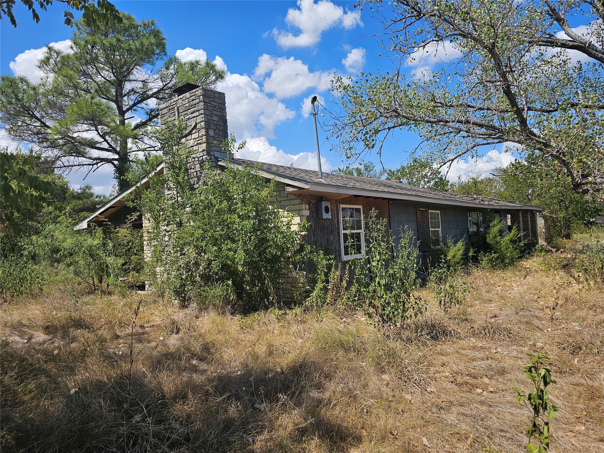 5921 County Road 3030 — photo