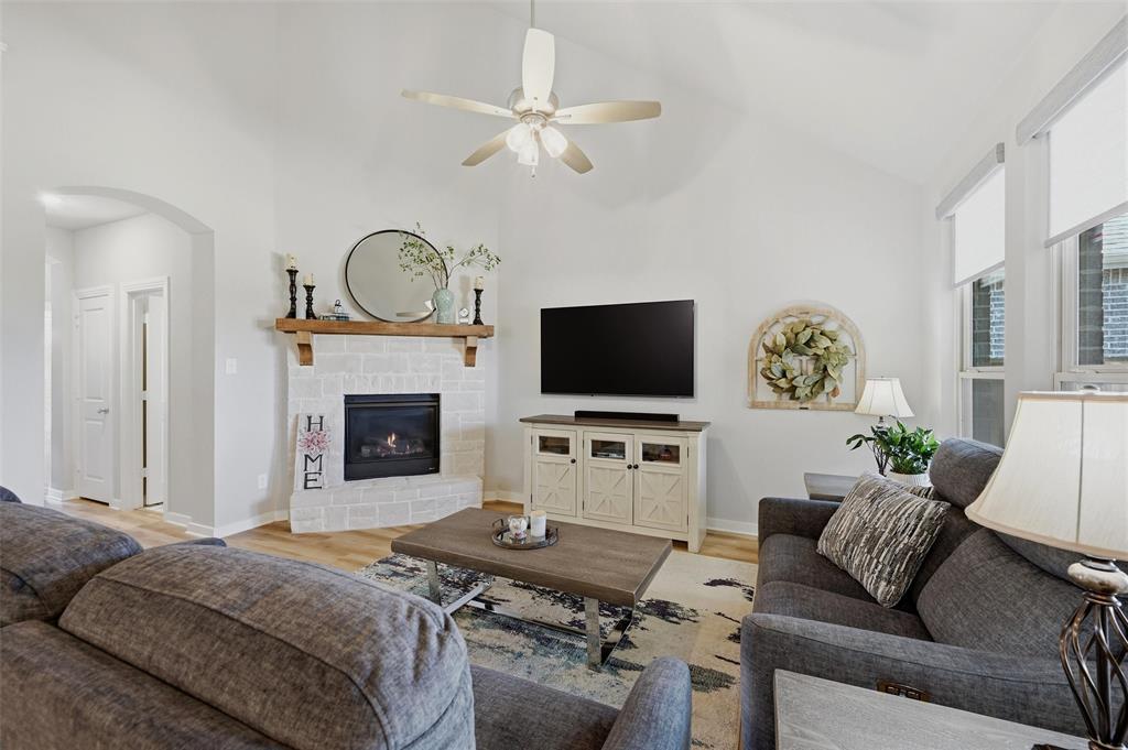 3913 Southbend Drive — photo