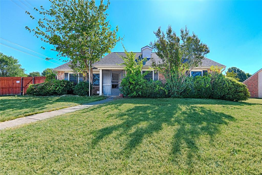 7920 Iola Drive — photo