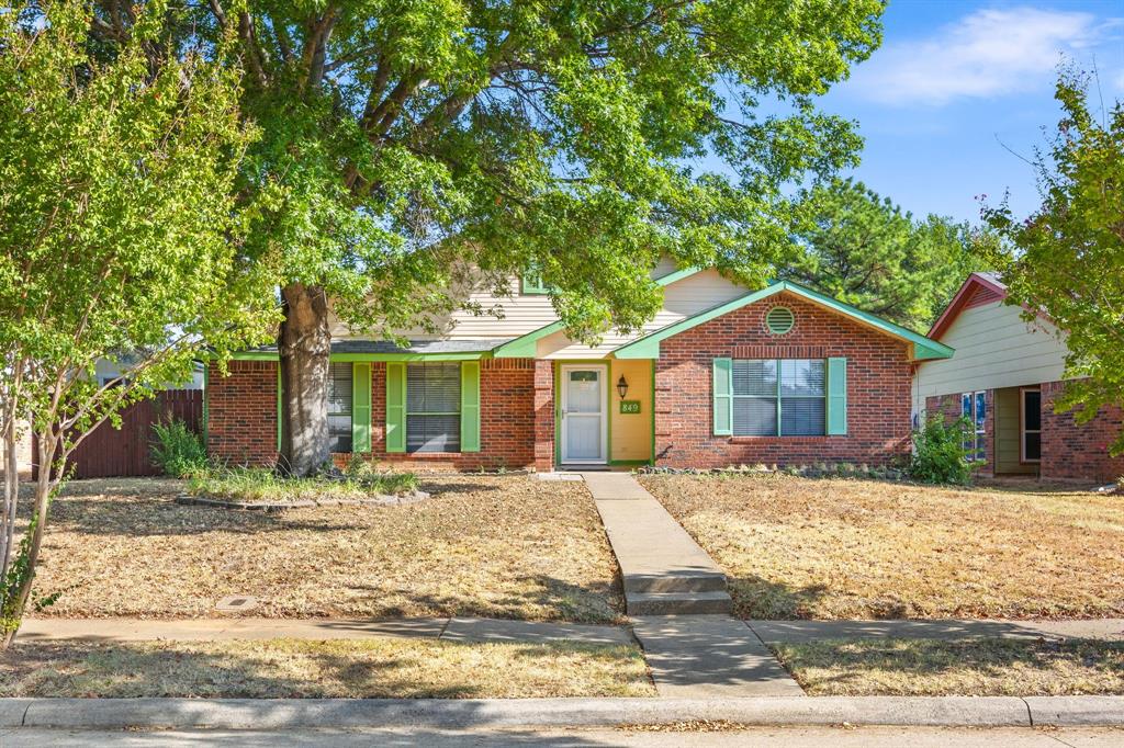 849 Meadowlark Drive — photo