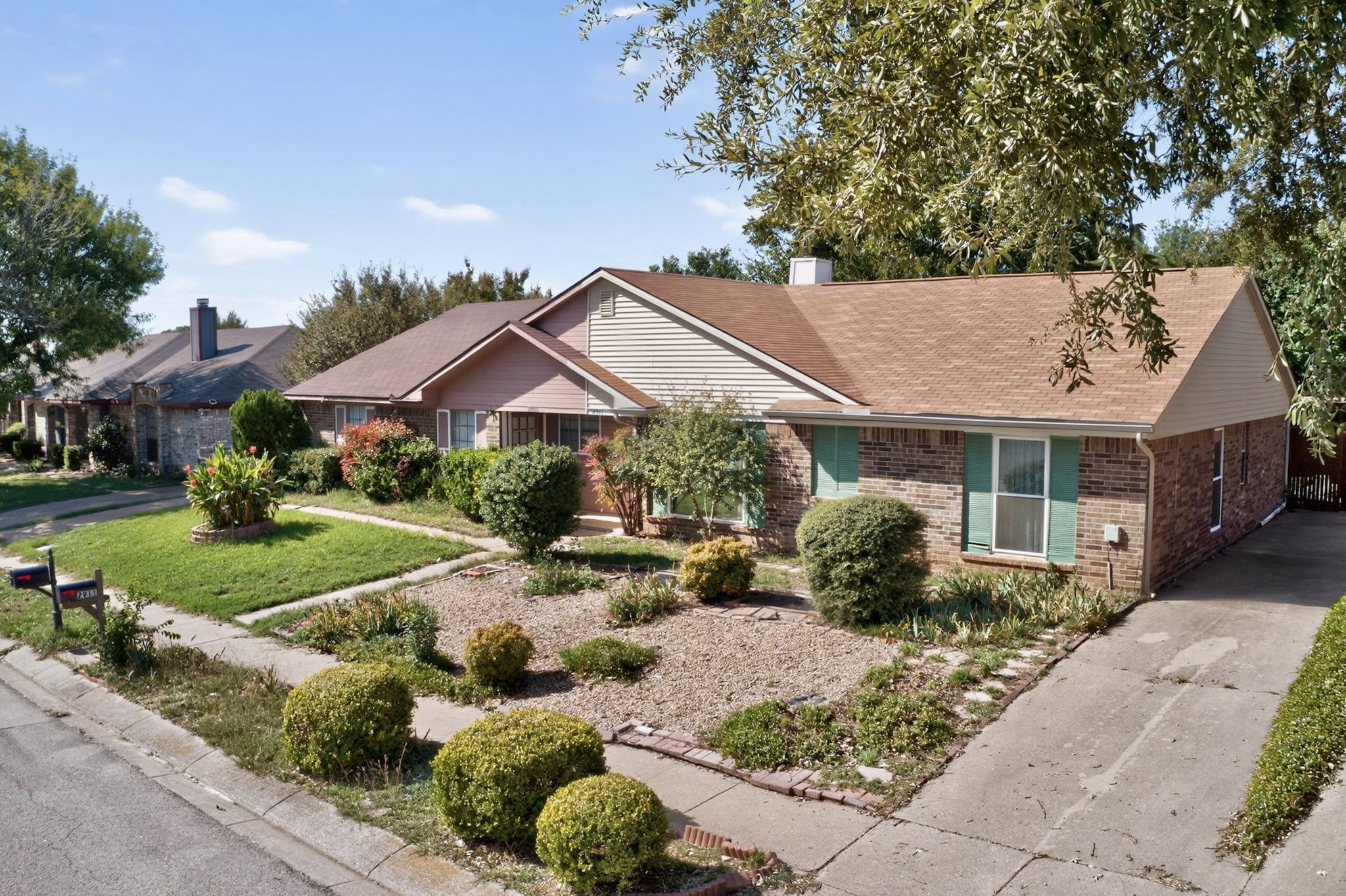 2911 Gray Oak Drive, Euless, TX 76039 — photo 3