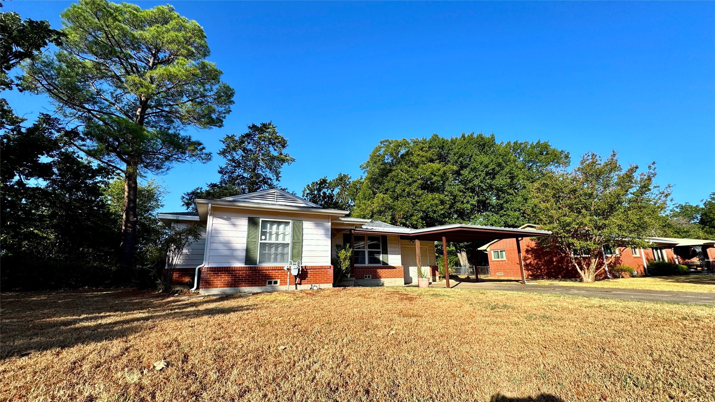 205 Davidson Drive, Terrell, TX 75160 — photo 2