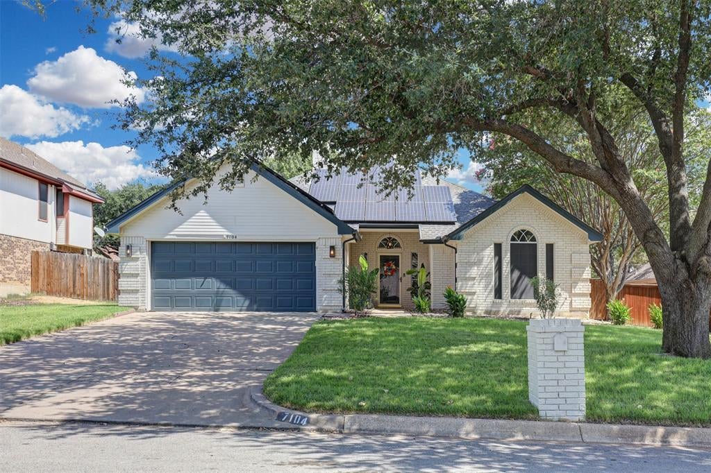 7104 Cook Circle — photo