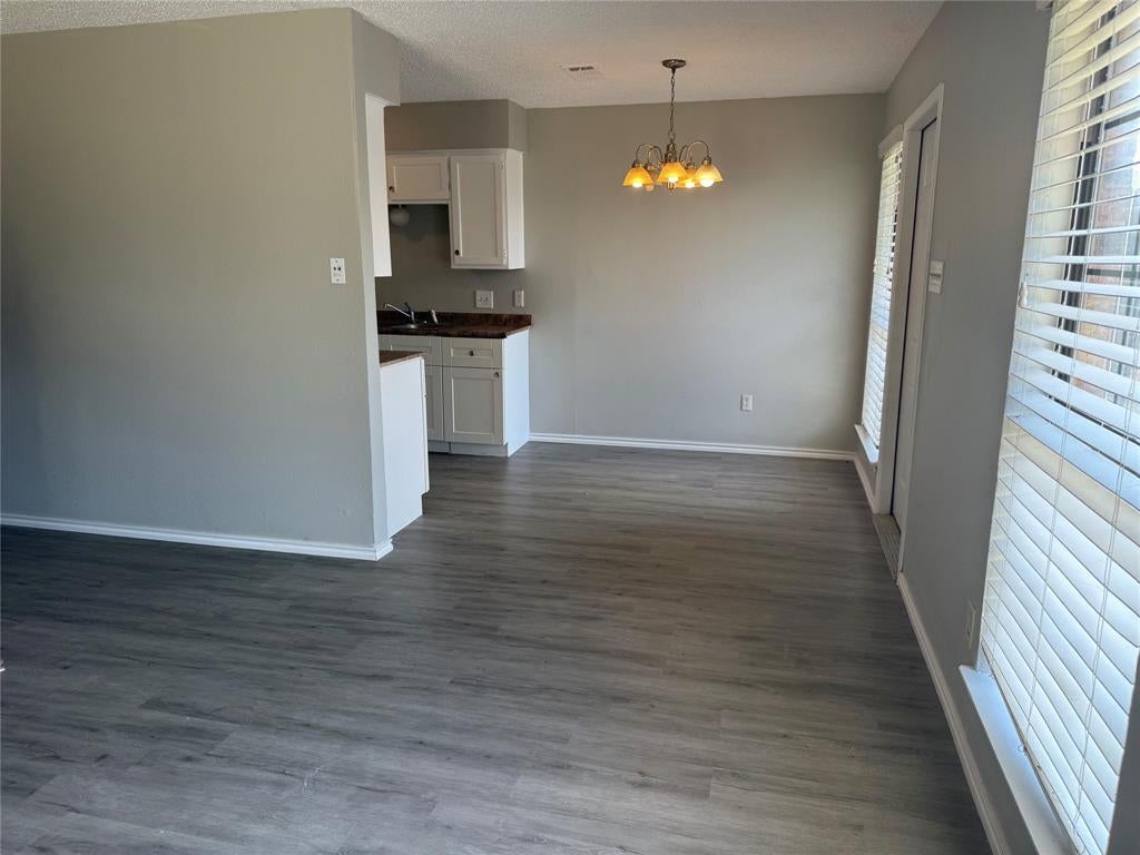 111 Peachtree Court B — photo