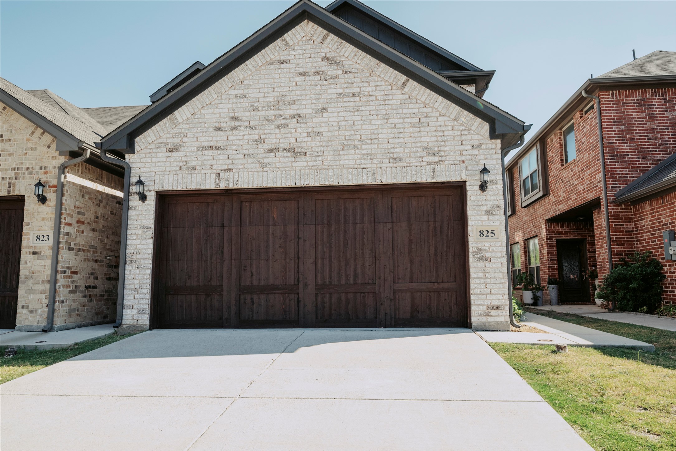 825 Eaglescliffe Landing — photo