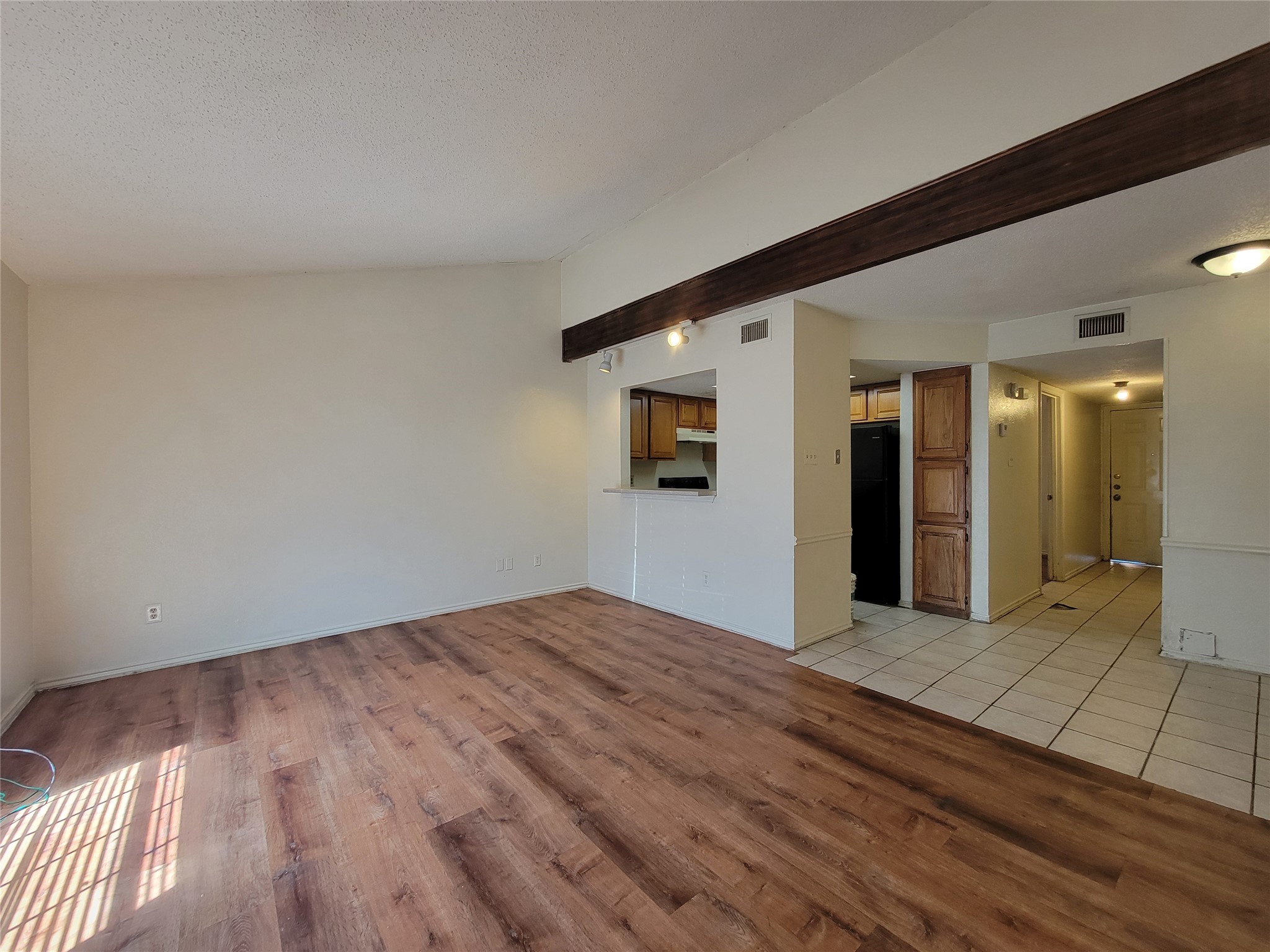 1324 Bluffview Drive B — photo