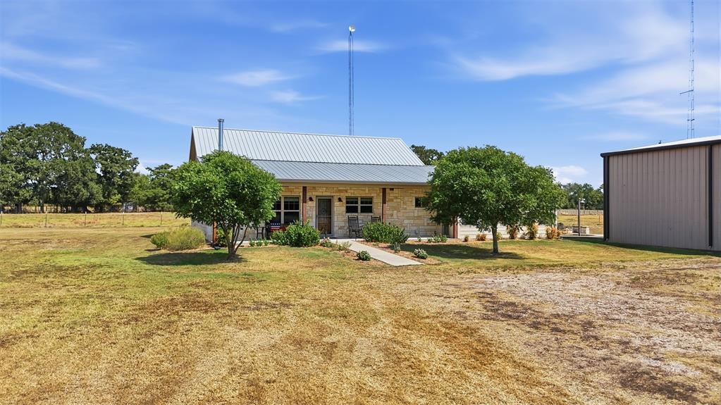2109 County Road 1185 — photo