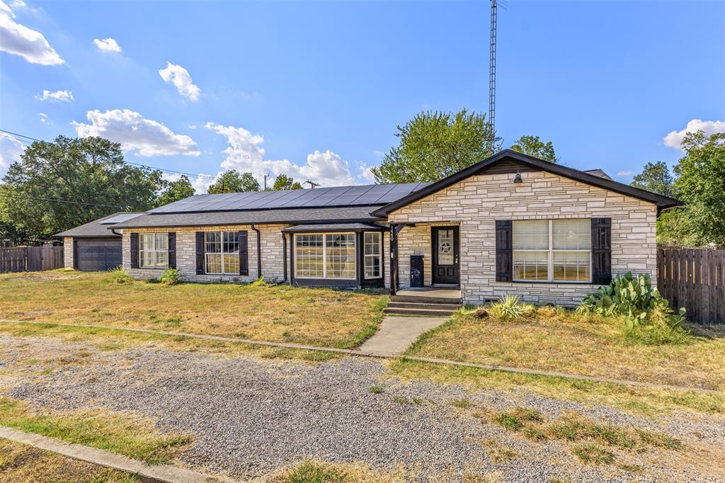 1440 Columbia Avenue — photo