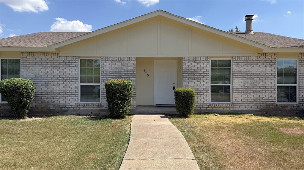 445 Sandy Knoll Drive — photo