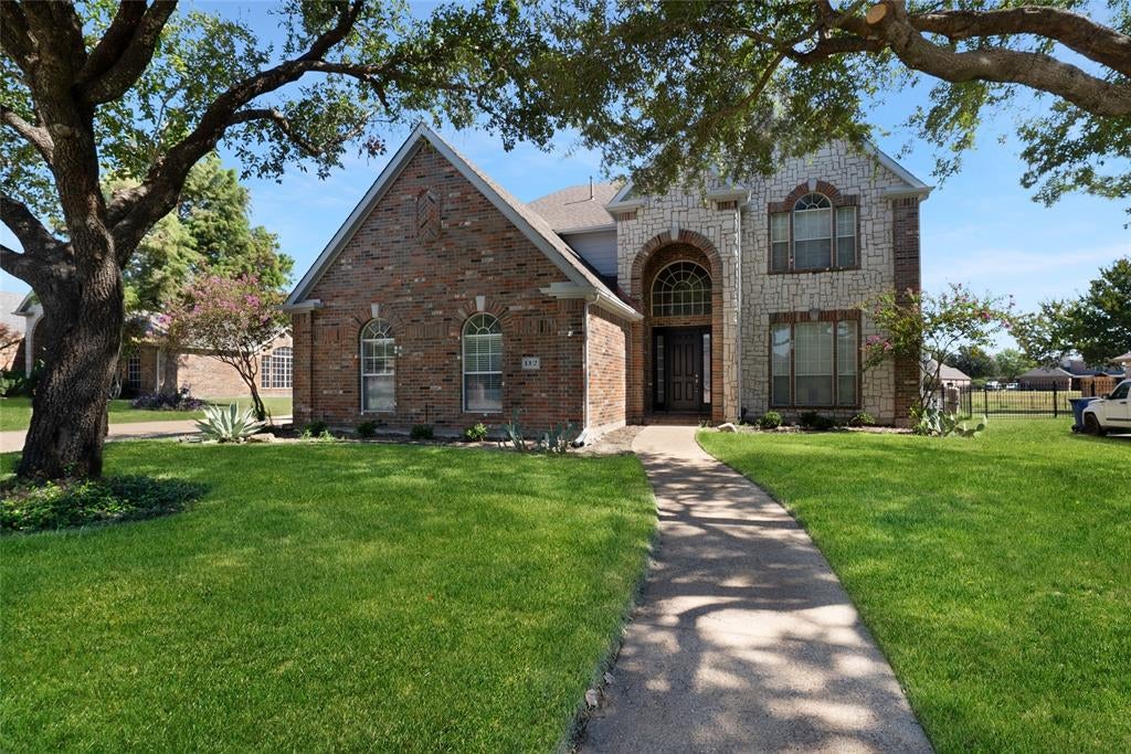 112 Dunford Drive — photo