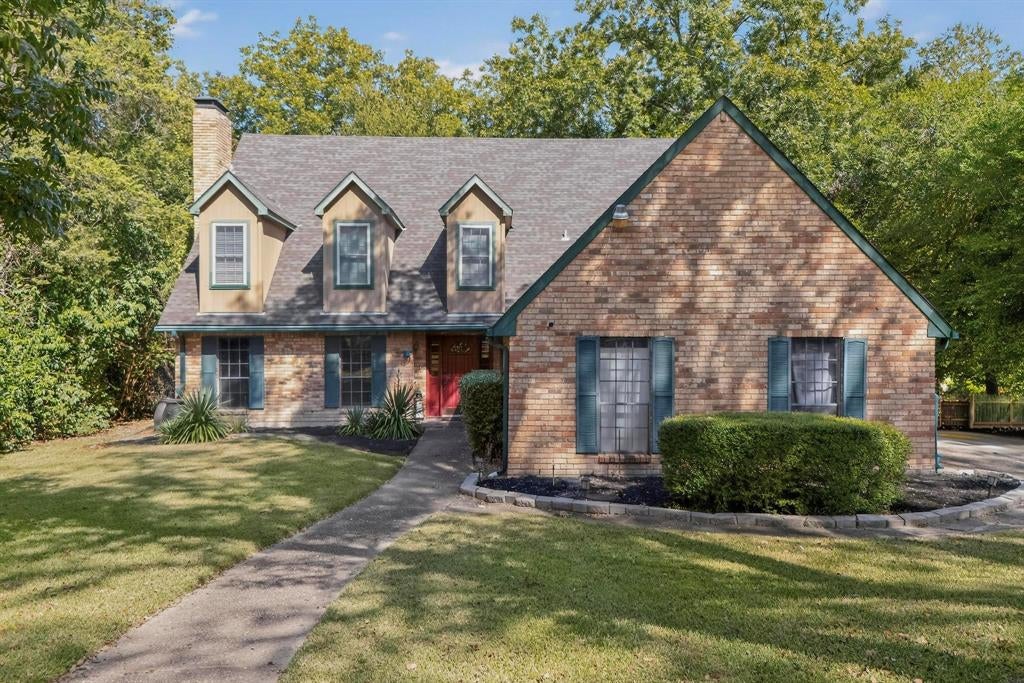 277 Creekwood Drive — photo