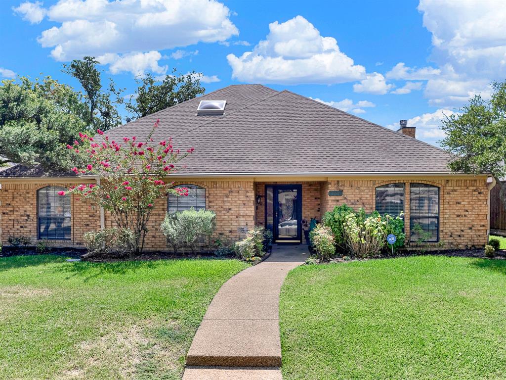 3304 Ashington Lane — photo