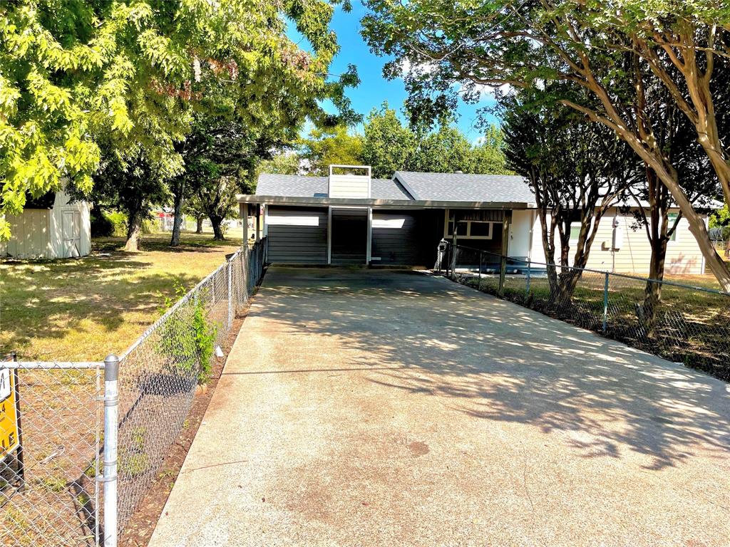 1210 Troy Road — photo