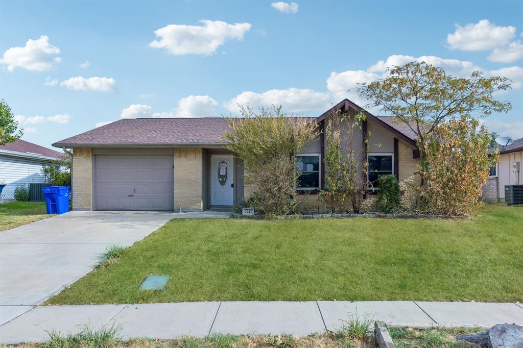 2217 Lockwood Drive — photo