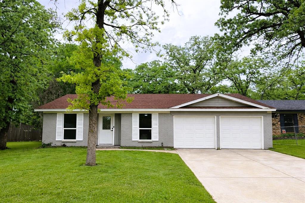 2933 Hunting Drive — photo