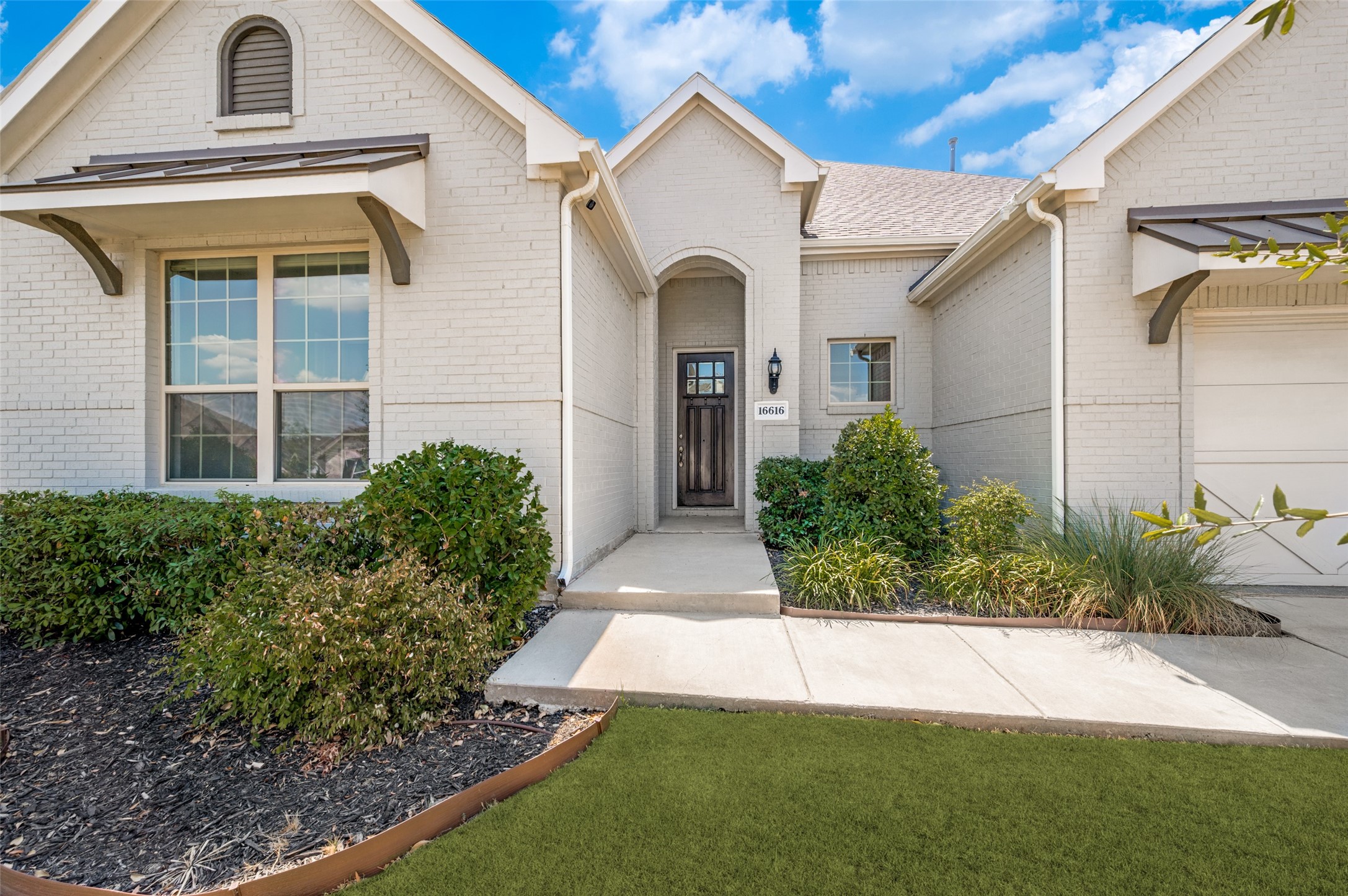 16616 Highland Drive — photo