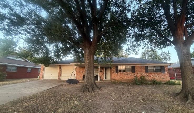 7813 Chantilly Lane — photo