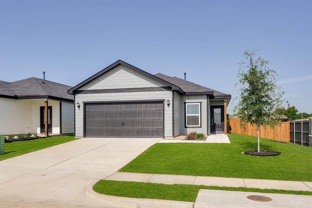 406 Hay Field Drive — photo