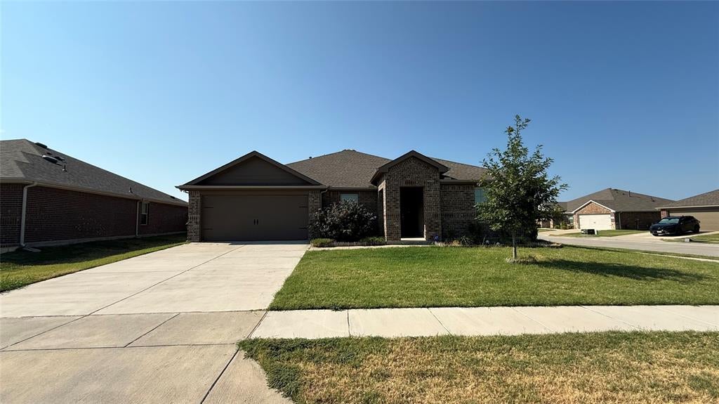 304 Duke Court — photo