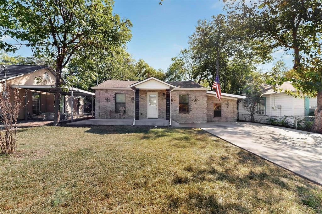 4214 Falls Drive — photo