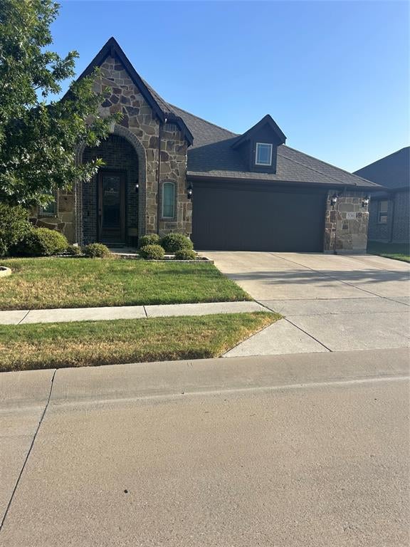 536 Graceful Place — photo