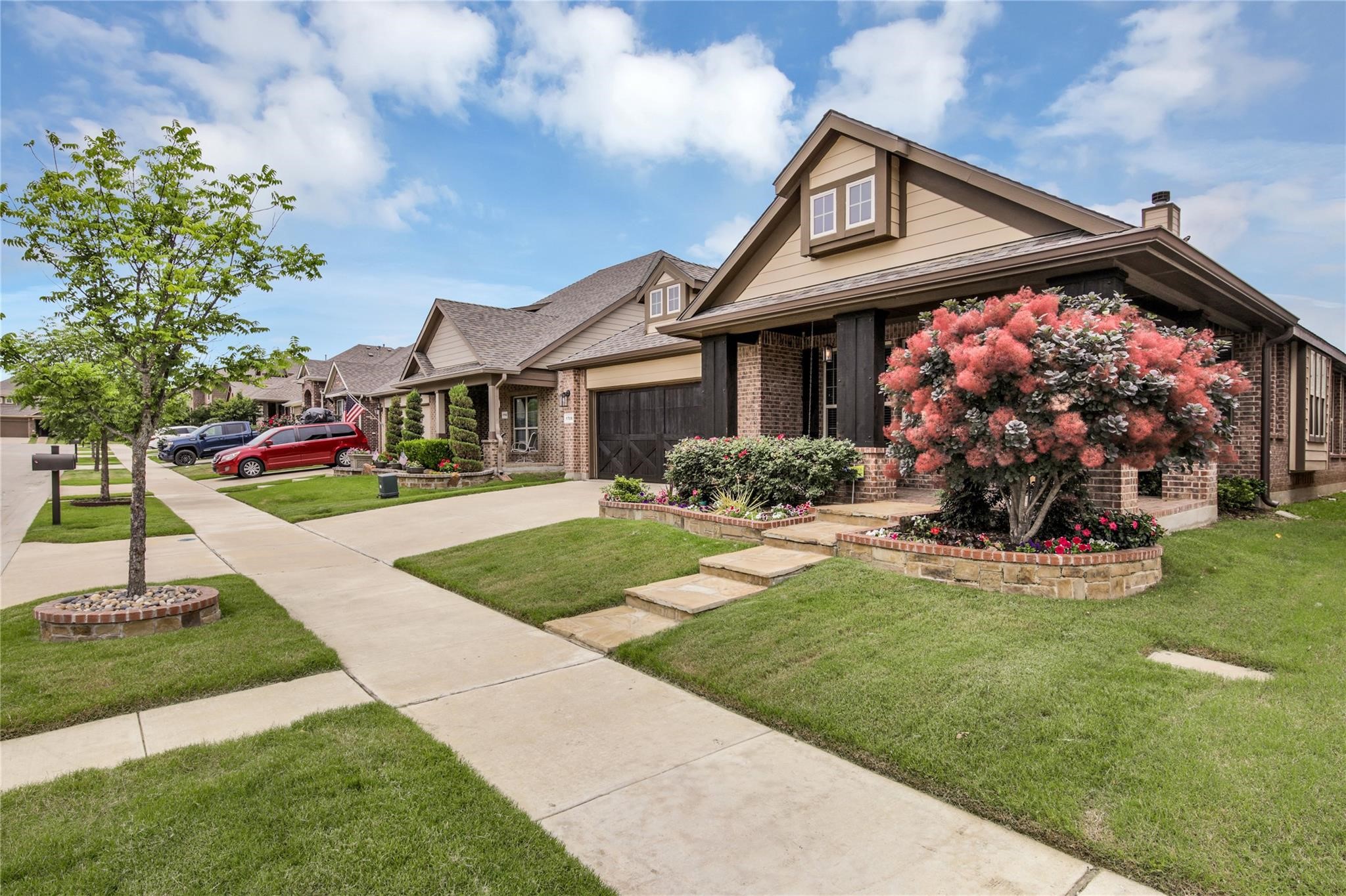 1708 Cole Lane — photo