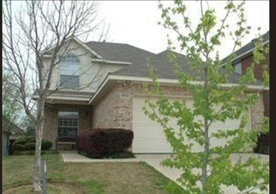 4904 Lodgepole Lane — photo