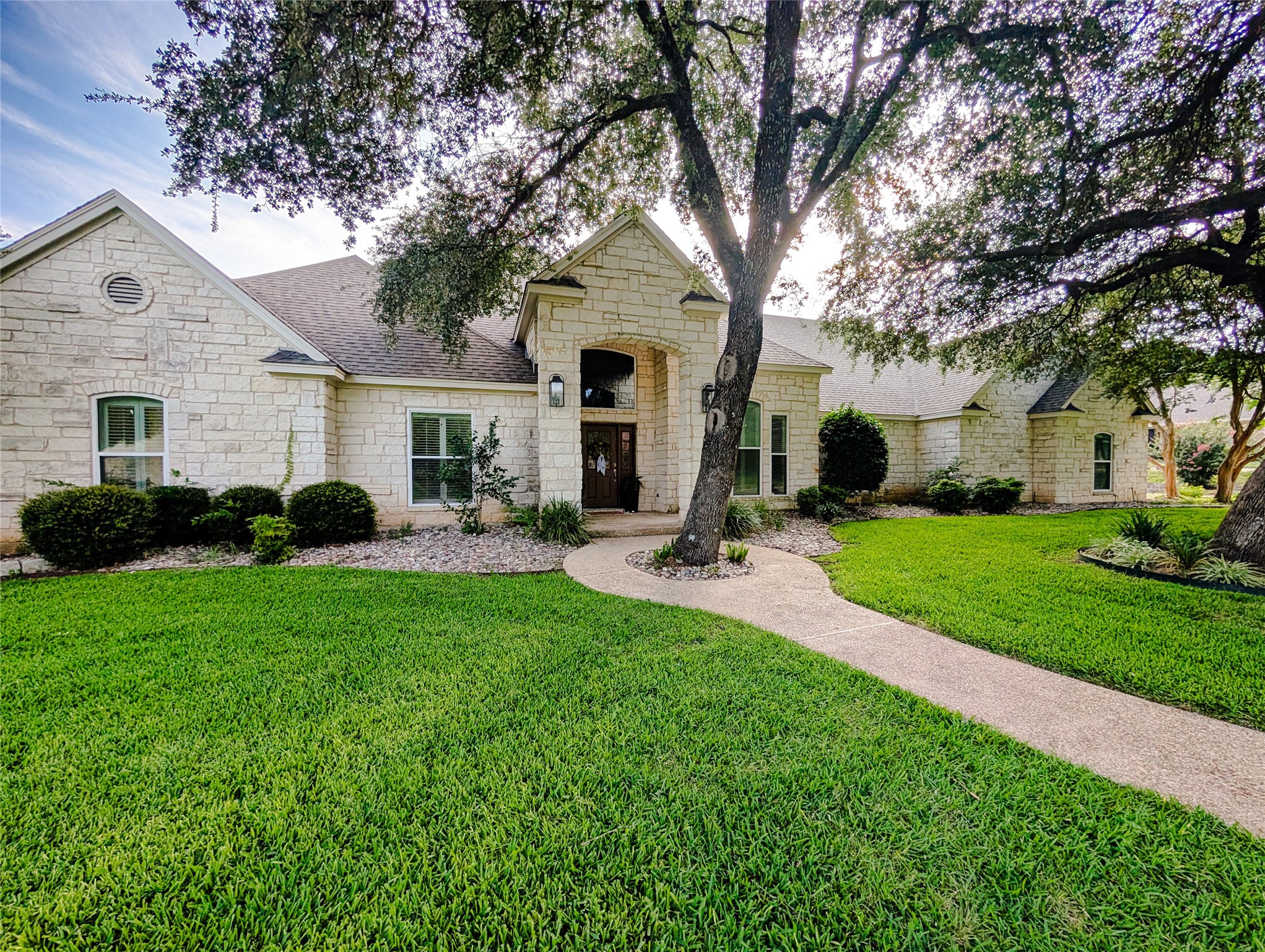 325 Elm Grove Circle — photo
