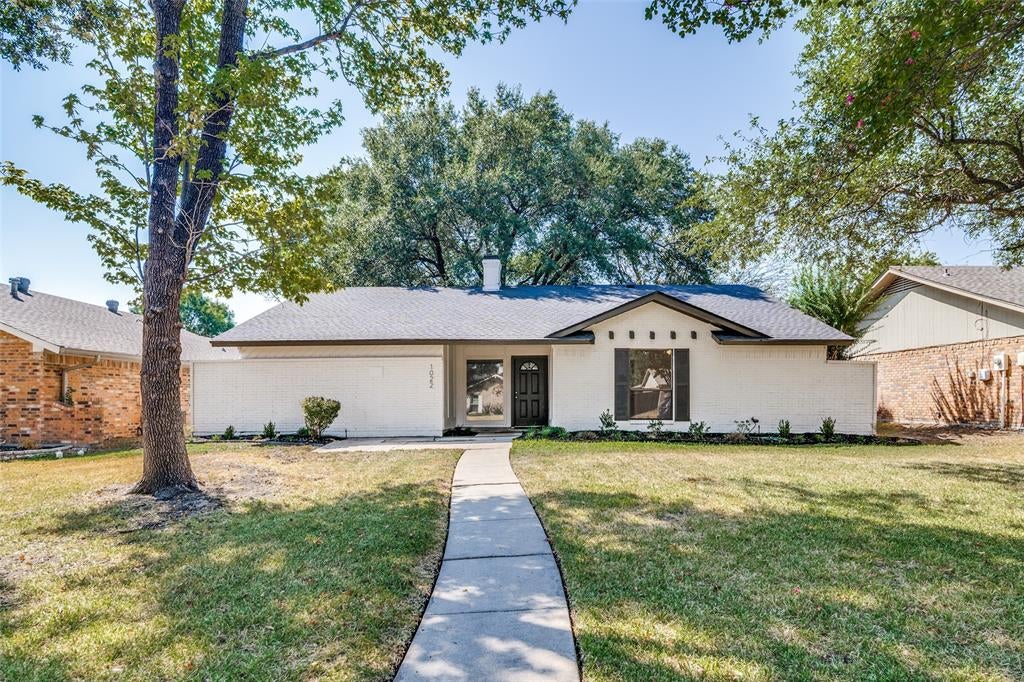 1022 Holland Drive — photo