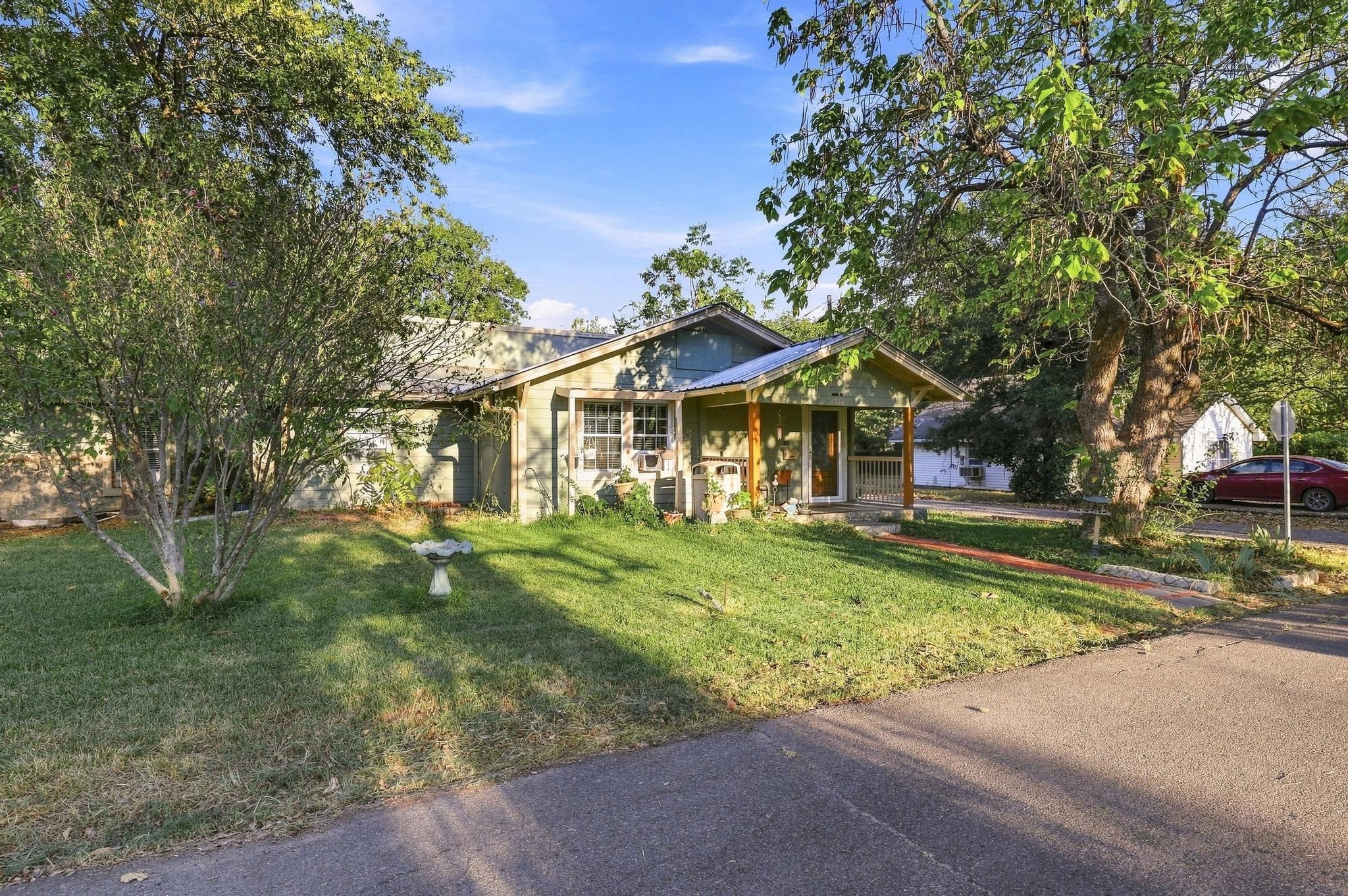 1706 Morse Street, Commerce, TX 75428 — photo 2