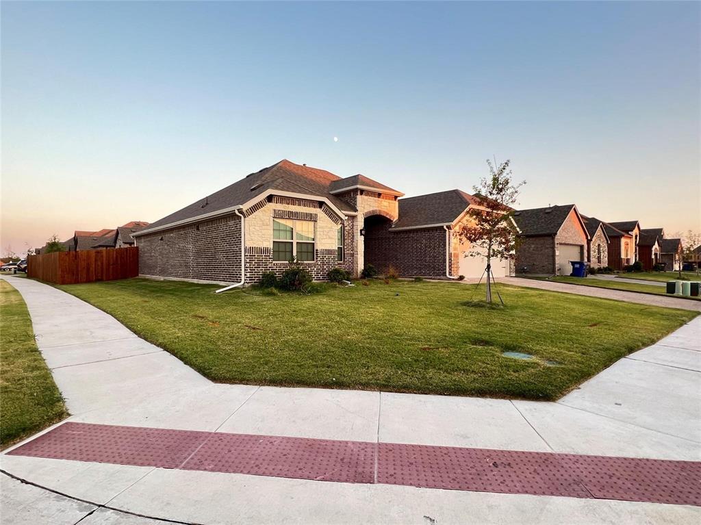 4008 Whitetail Lane — photo