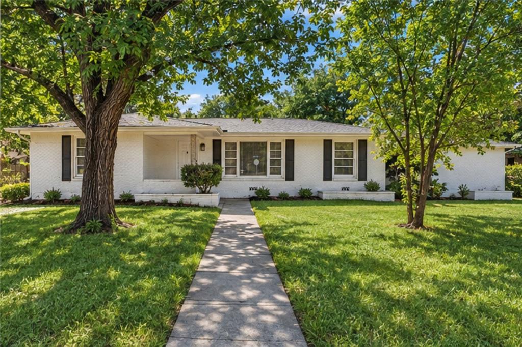 2416 Lake Air Drive — photo