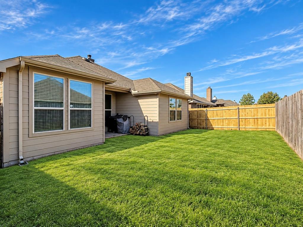 1131 Grimes Drive — photo