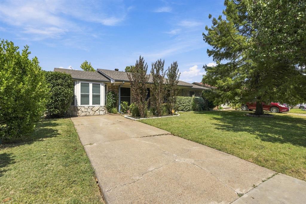 3701 Statler Drive — photo