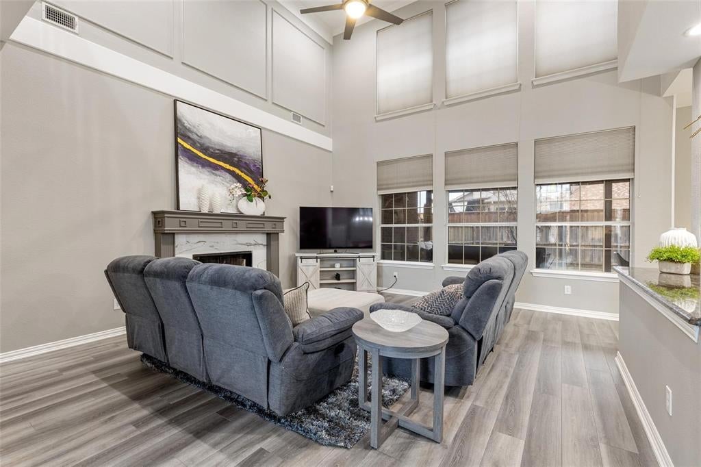 6009 Charleston Drive — photo