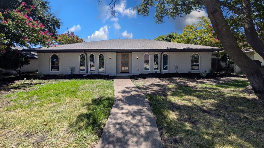 3024 Creekbend Drive — photo