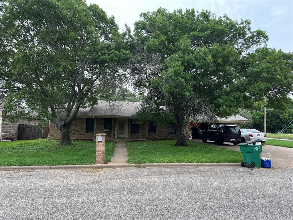 501 Spring Meadow Street — photo