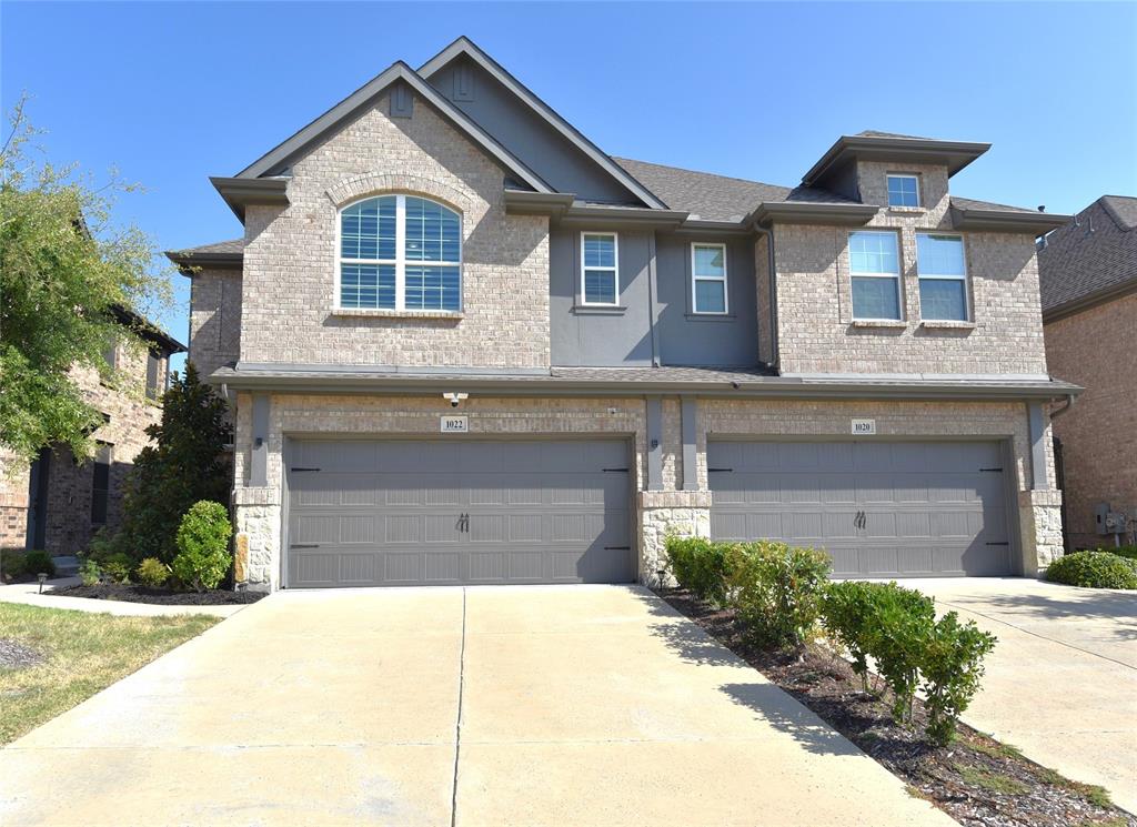 1022 Emil Place — photo