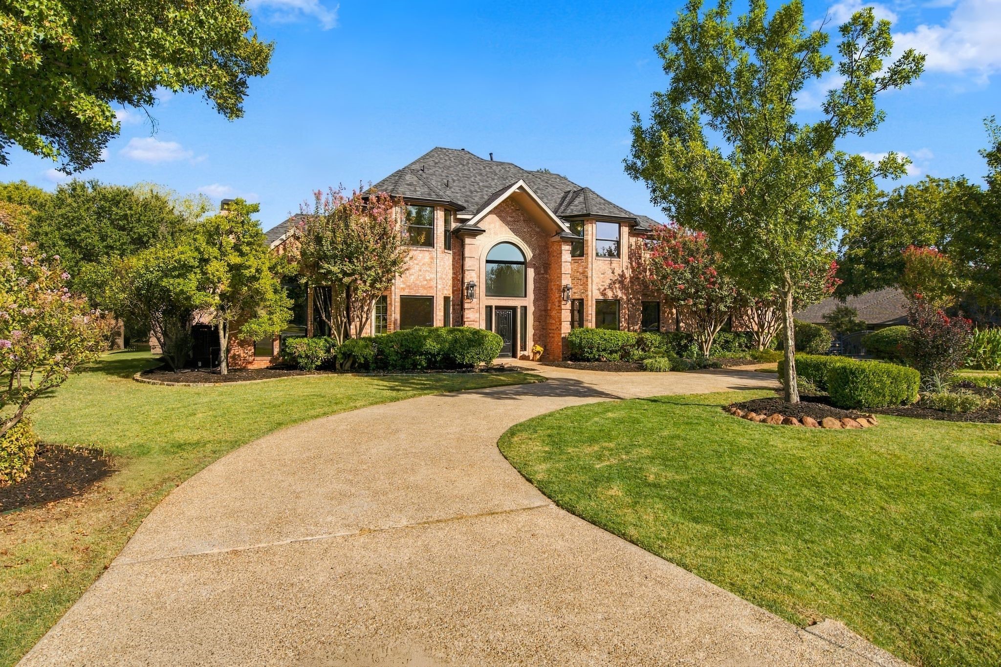 303 Highland Court — photo