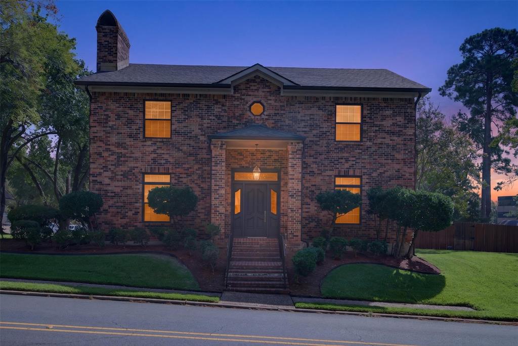 5809 Fairfield Avenue — photo