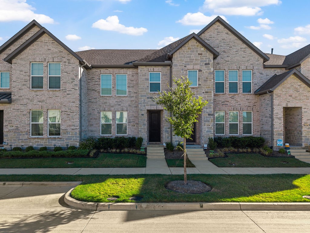 1228 Junction Drive — photo