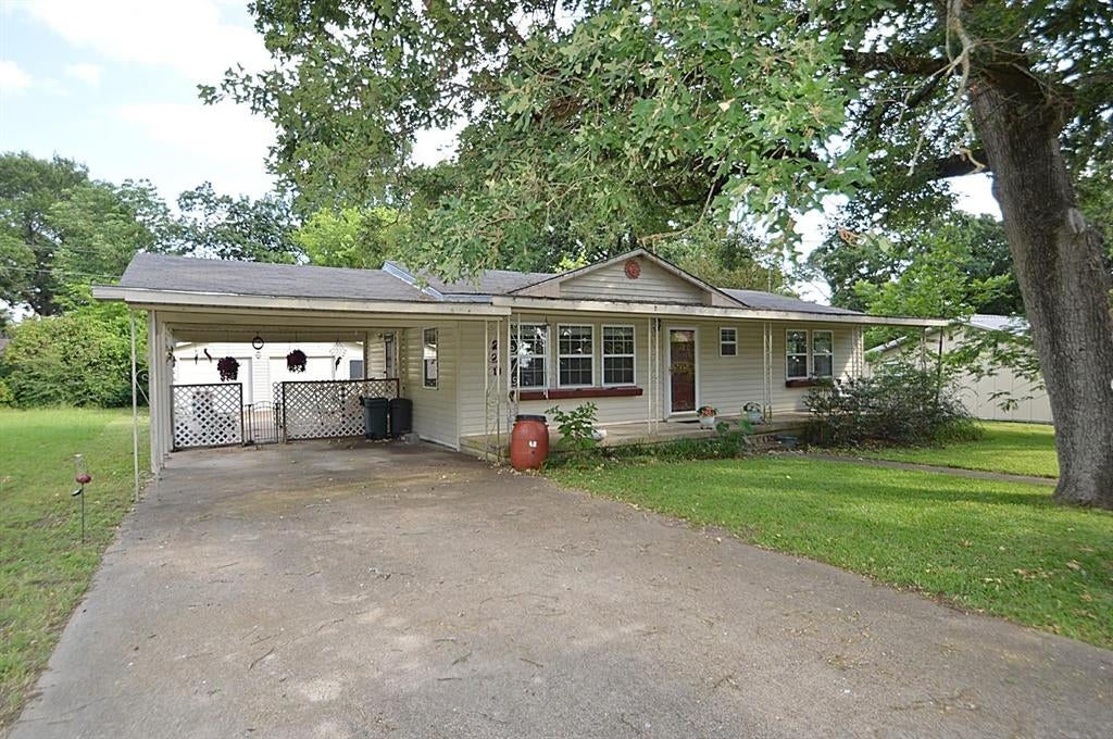220 Littlefield Drive — photo