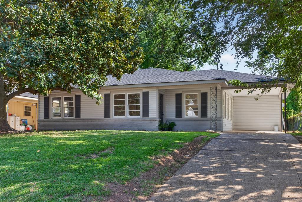 3843 Greenway Place — photo