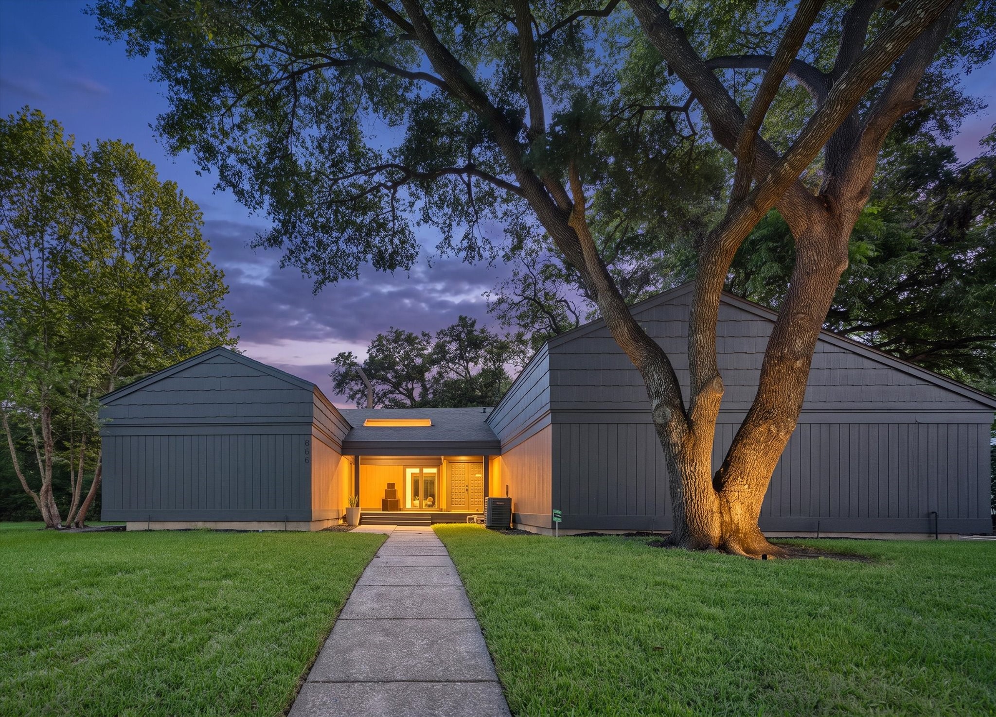 656 The Meadows Parkway — photo