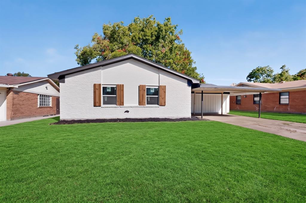 3241 Santiago Drive — photo