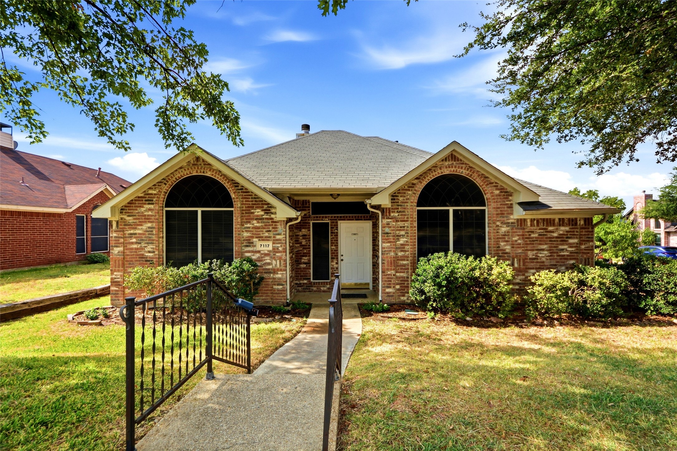 7117 Charleston Drive — photo