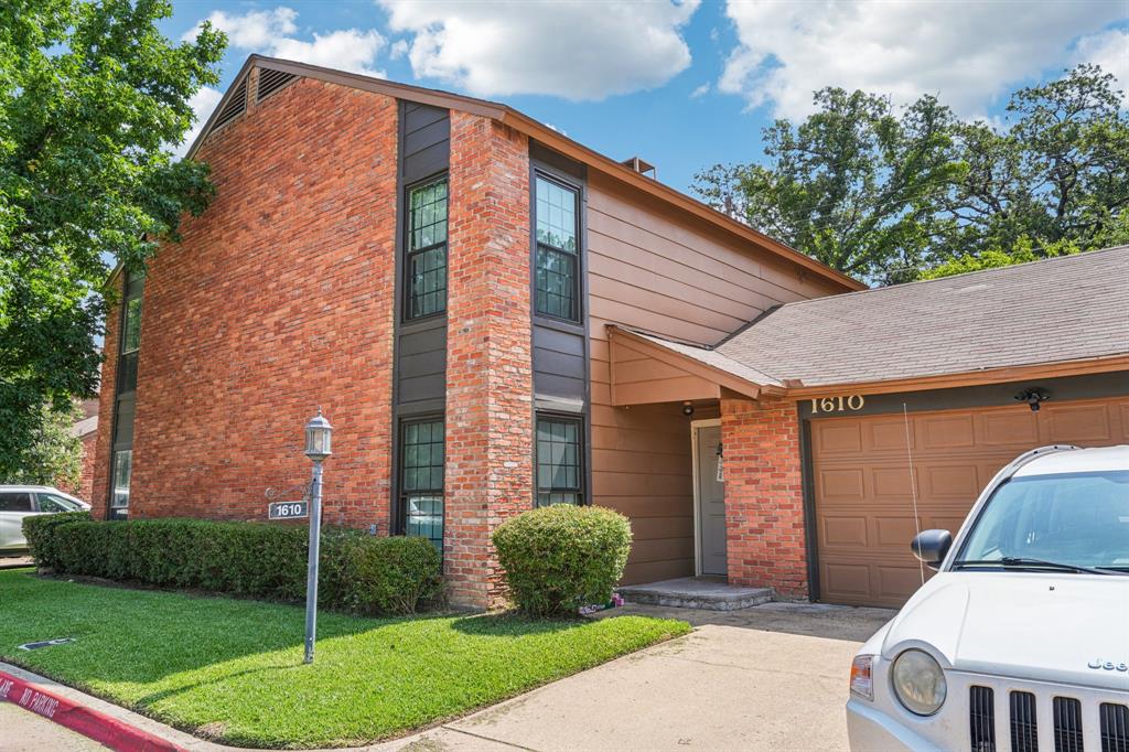 1610 Brentwood Drive — photo