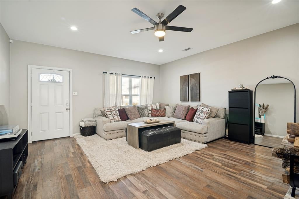 105 Mitchell Circle, Terrell, TX 75160 — photo 3