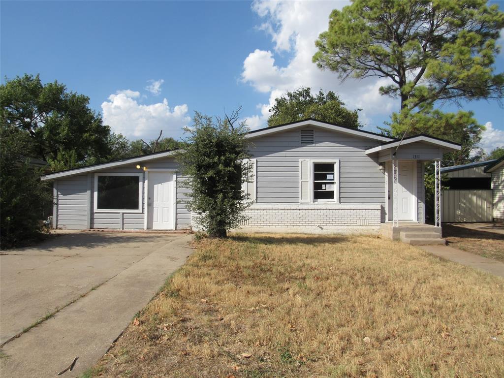 1311 W 3 a Street — photo