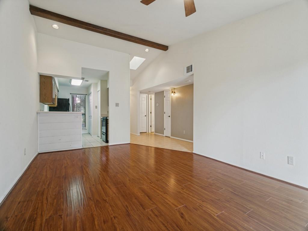 358 W Harwood Road G — photo